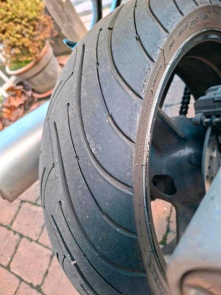 SV