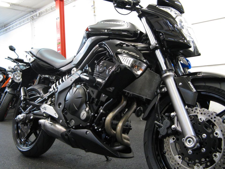 ER6N